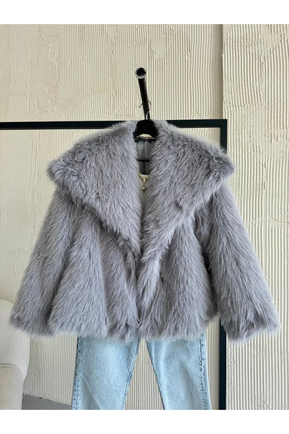 Extra Soft Texture Lined Full Fur Coat