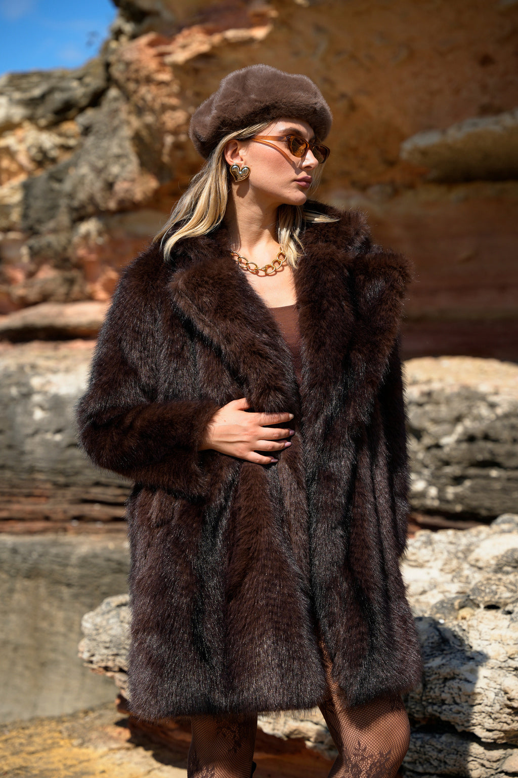 Yumuşak Doku Astarlı Cepli Desenli Diz Boy Midi Premium Kürk Mont