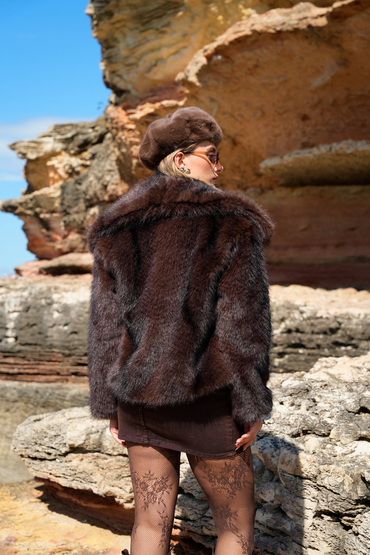 Yumuşak Doku Astarlı Cepli Desenli Şal Yaka Premium Kürk Mont