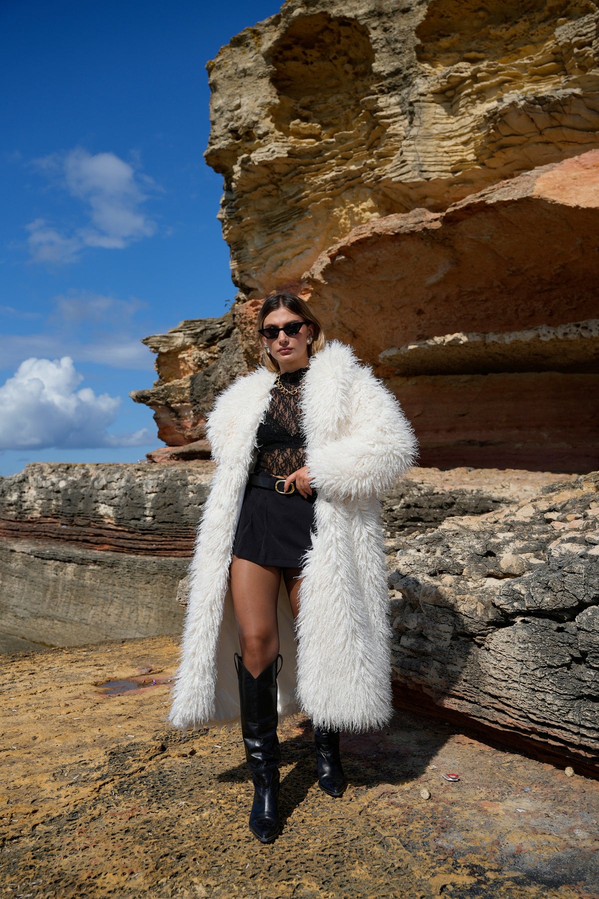 İthal Yumuşak Doku Full Boy Premium Kıvırcık Kürk Mont Kaban