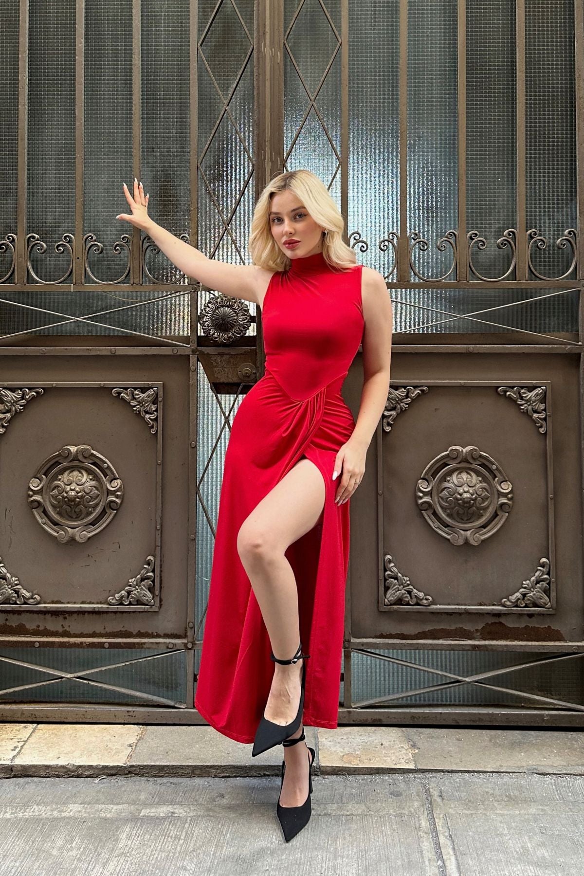 Half Turtleneck Off-the-Shoulder Body-hugging Slit Premium Sandy Dress