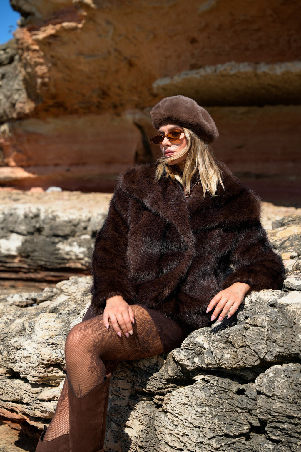 Yumuşak Doku Astarlı Cepli Desenli Şal Yaka Premium Kürk Mont