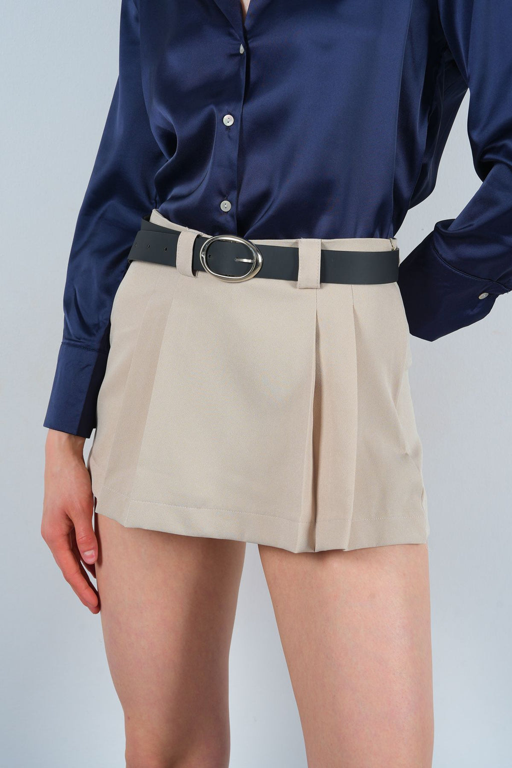 SS2024 Front Pleated Belt Detailed Short Skirt