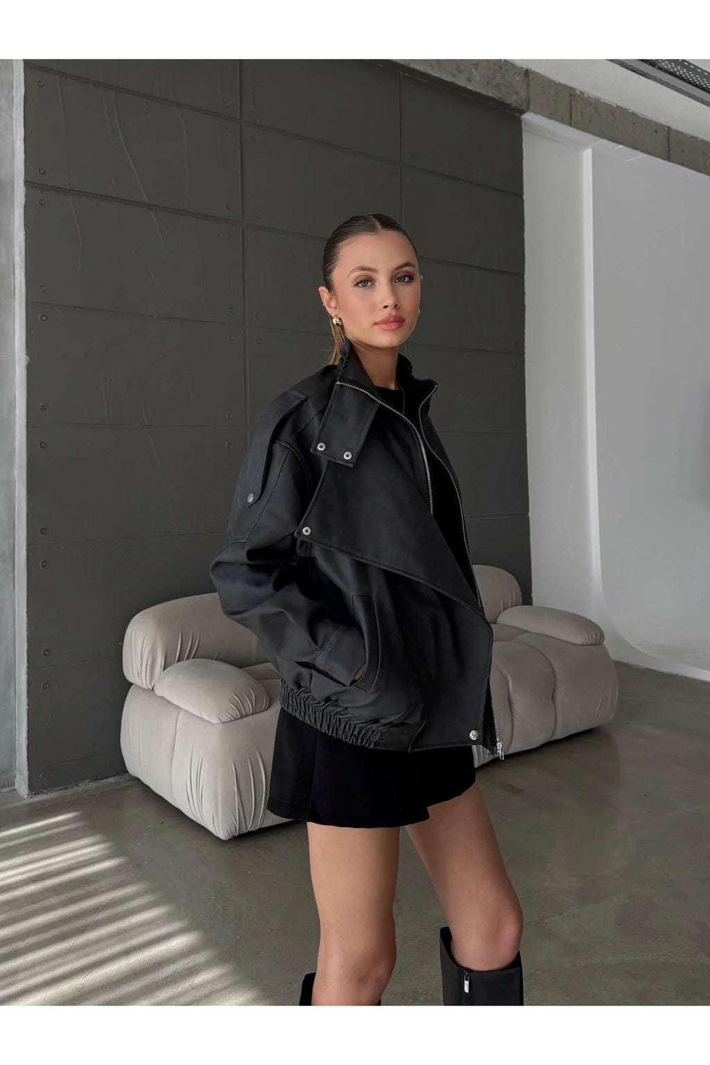 Boyun Detay Çıtçıtlı Beli Lastikli Deri Ceket Mont