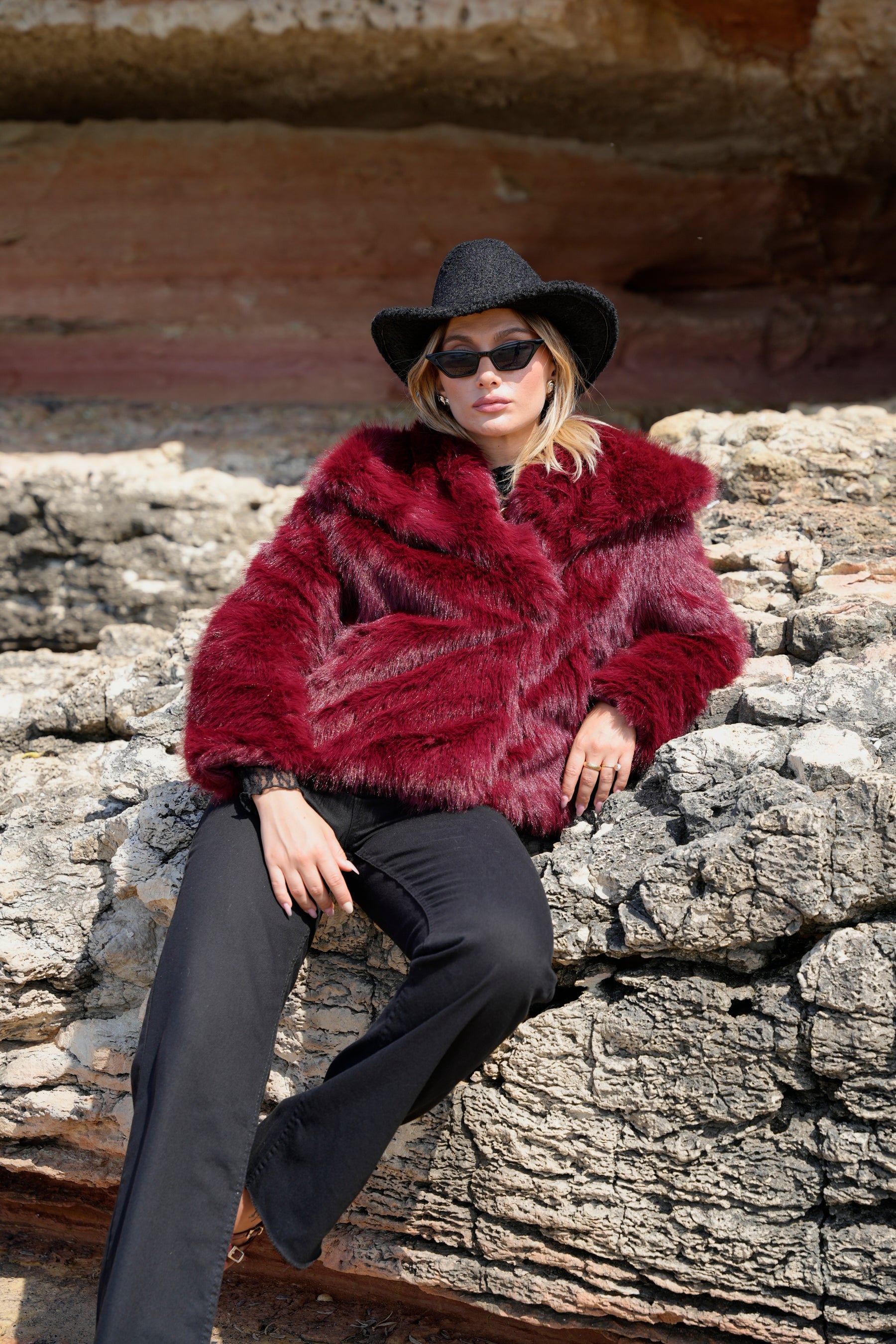 Ekstra Yumuşak Doku Astarlı Dolgun Mont