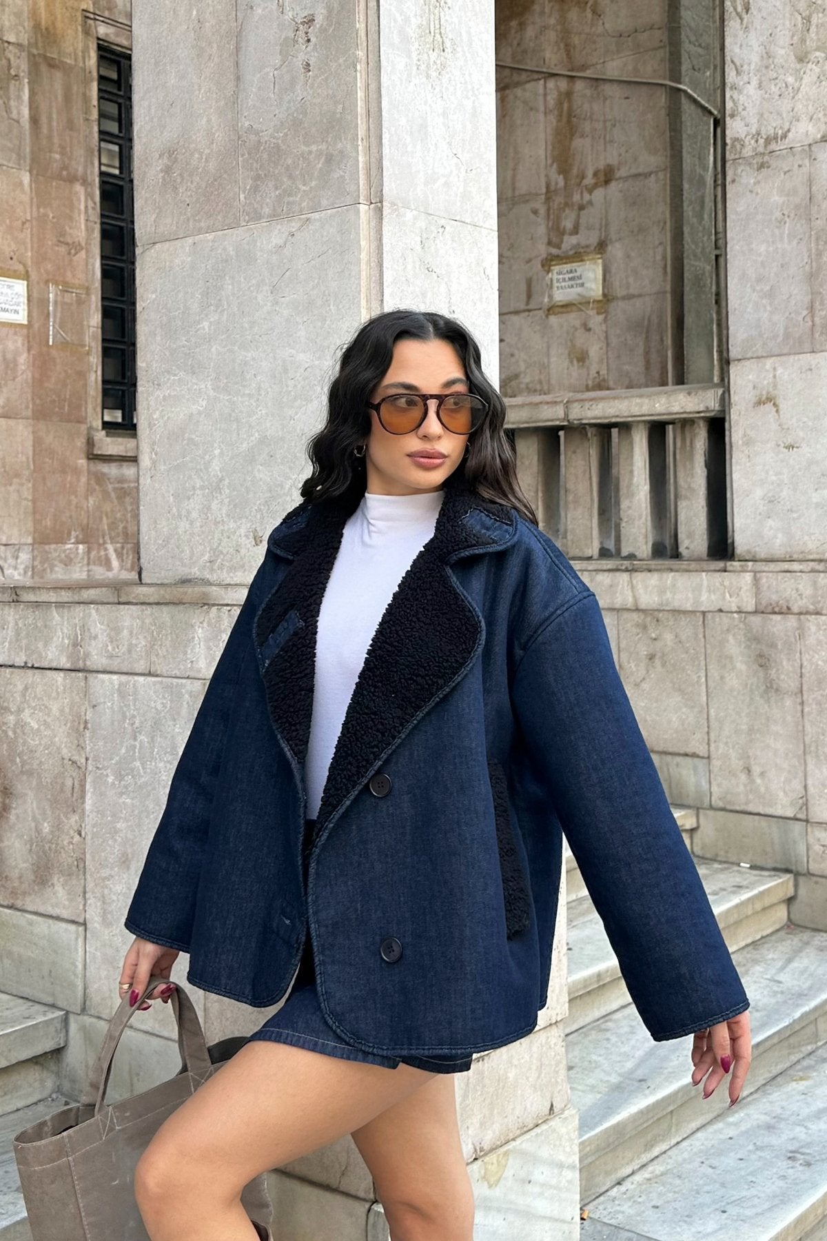 İçi Peluş Biyeli Cepli Düğmeli Premium Jean Kot Ceket