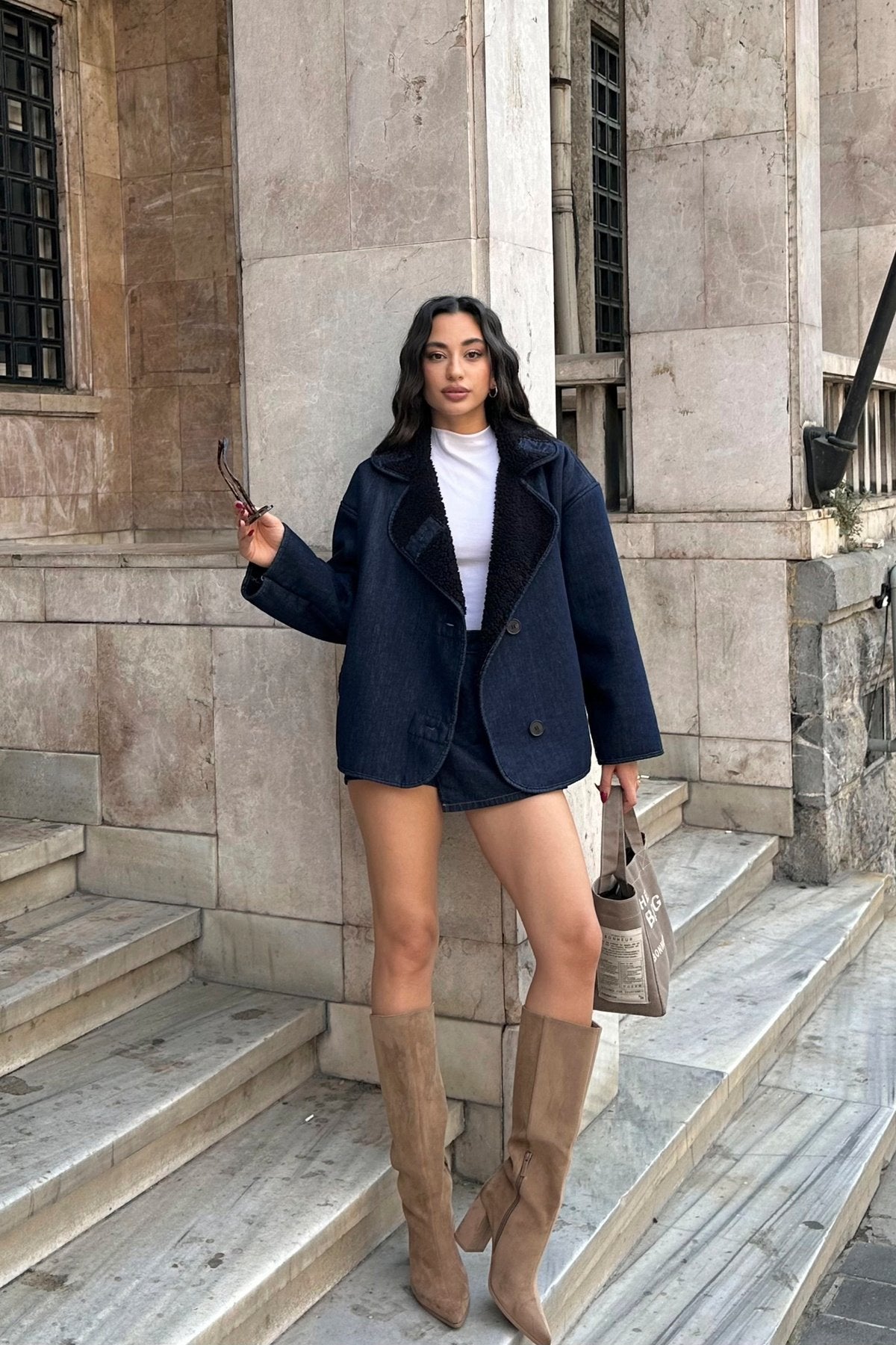 İçi Peluş Biyeli Cepli Düğmeli Premium Jean Kot Ceket