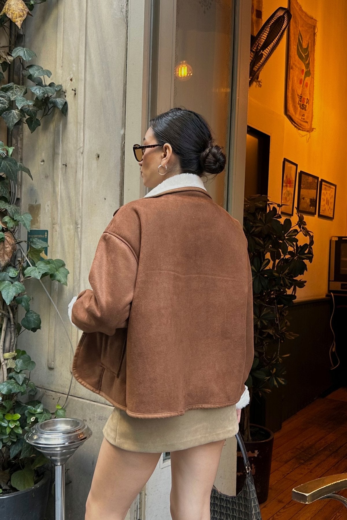 Cepli Düğmeli İçi Kürklü Süet Ceket