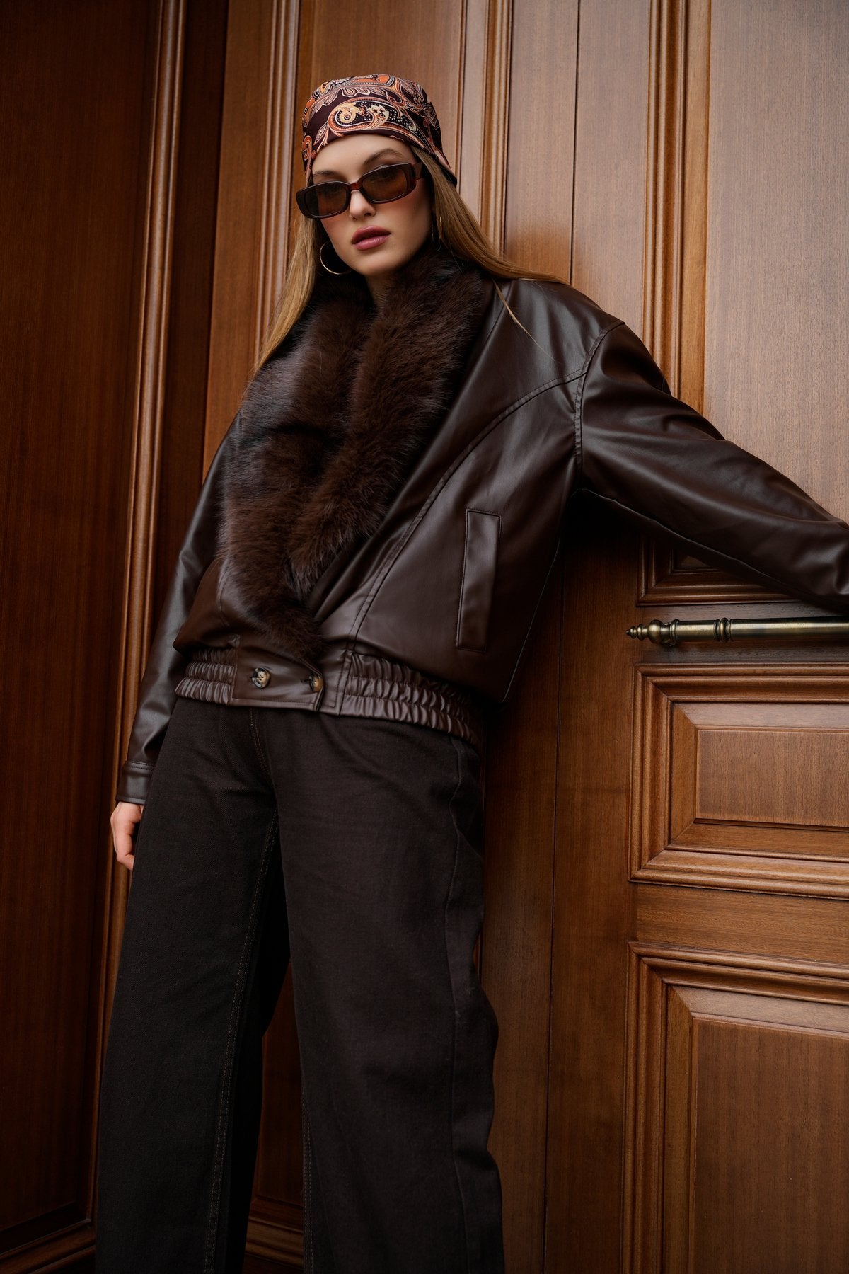 Bersh Premium Deri Yakası Kürklü Düğmeli Beli Lastikli İthal Deri Ceket Mont