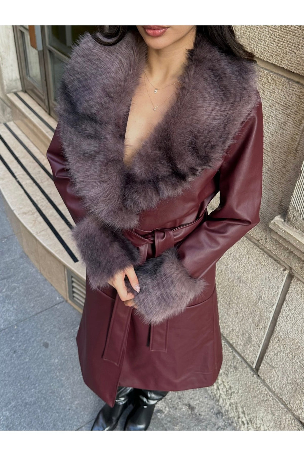 Premium Kürk Yaka Kürk Bilek Detay Cepli Astarlı Kemeri İthal Deri Kaban Mont