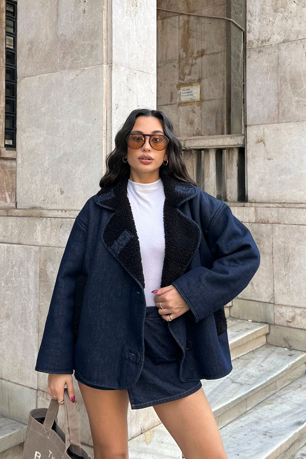 İçi Peluş Biyeli Cepli Düğmeli Premium Jean Kot Ceket