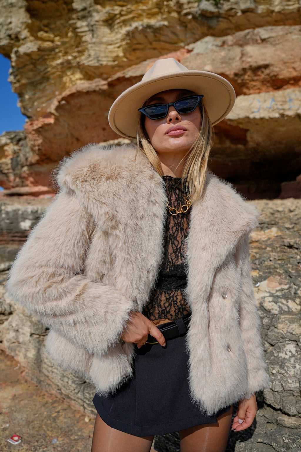 FW26 PREMİUM YENİ ÖZEL SERİ YUMUŞAK DOKU ASTARLI CEPLİ ŞAL YAKA KÜRK MONT