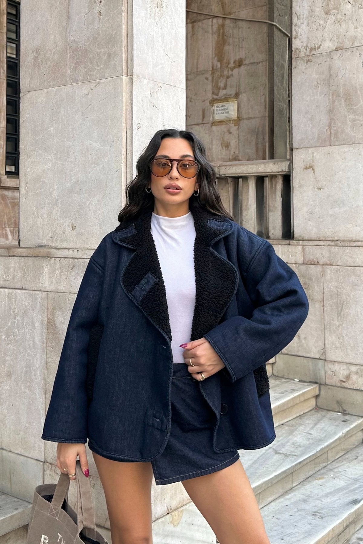 İçi Peluş Biyeli Cepli Düğmeli Premium Jean Kot Ceket