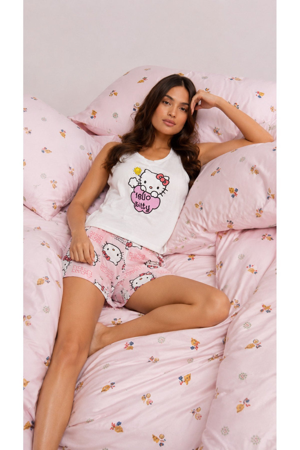 Renki Baskılı Tiril Viskon Kumaş Ev İçi Pijama Takımı