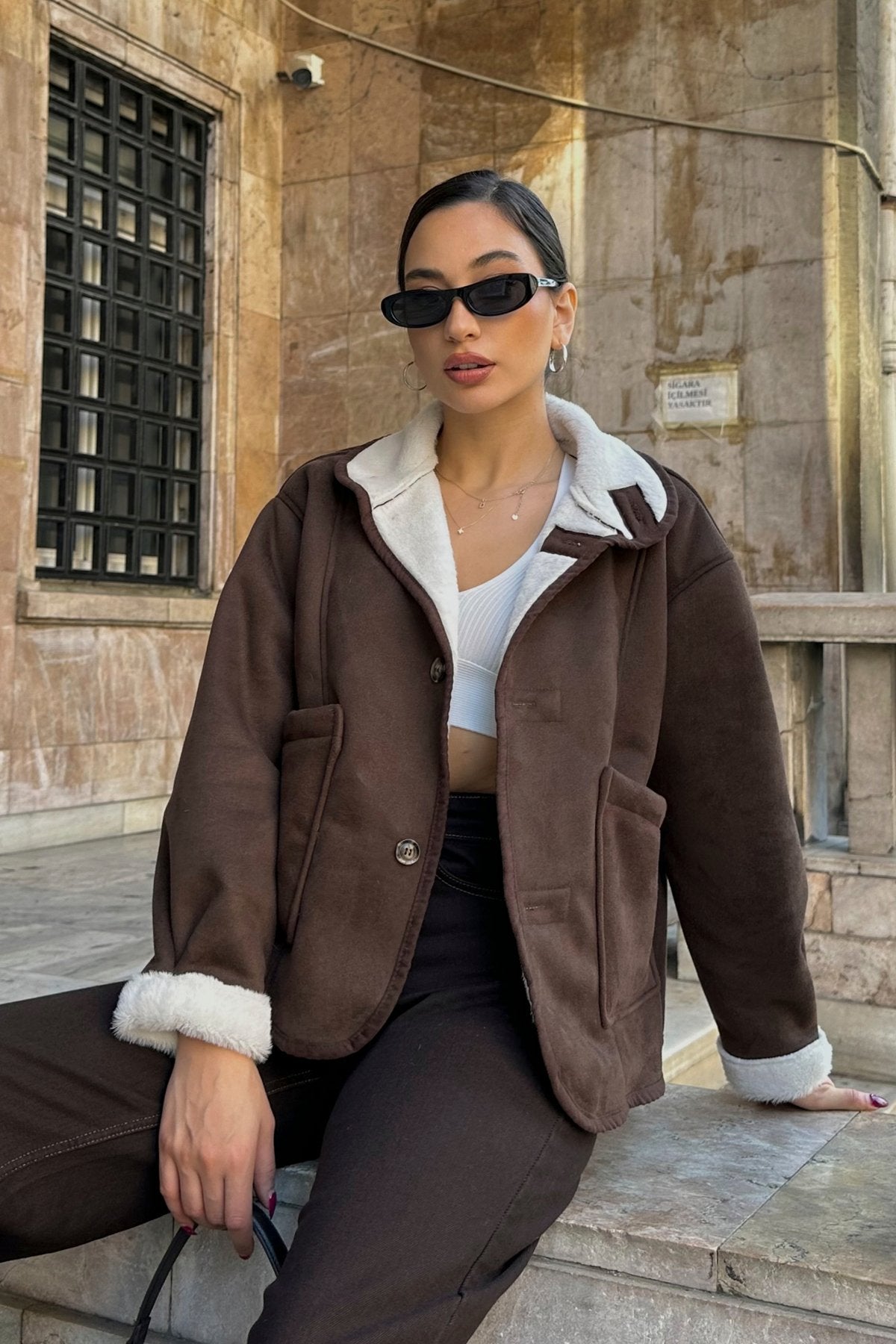 Cepli Düğmeli İçi Kürklü Süet Ceket