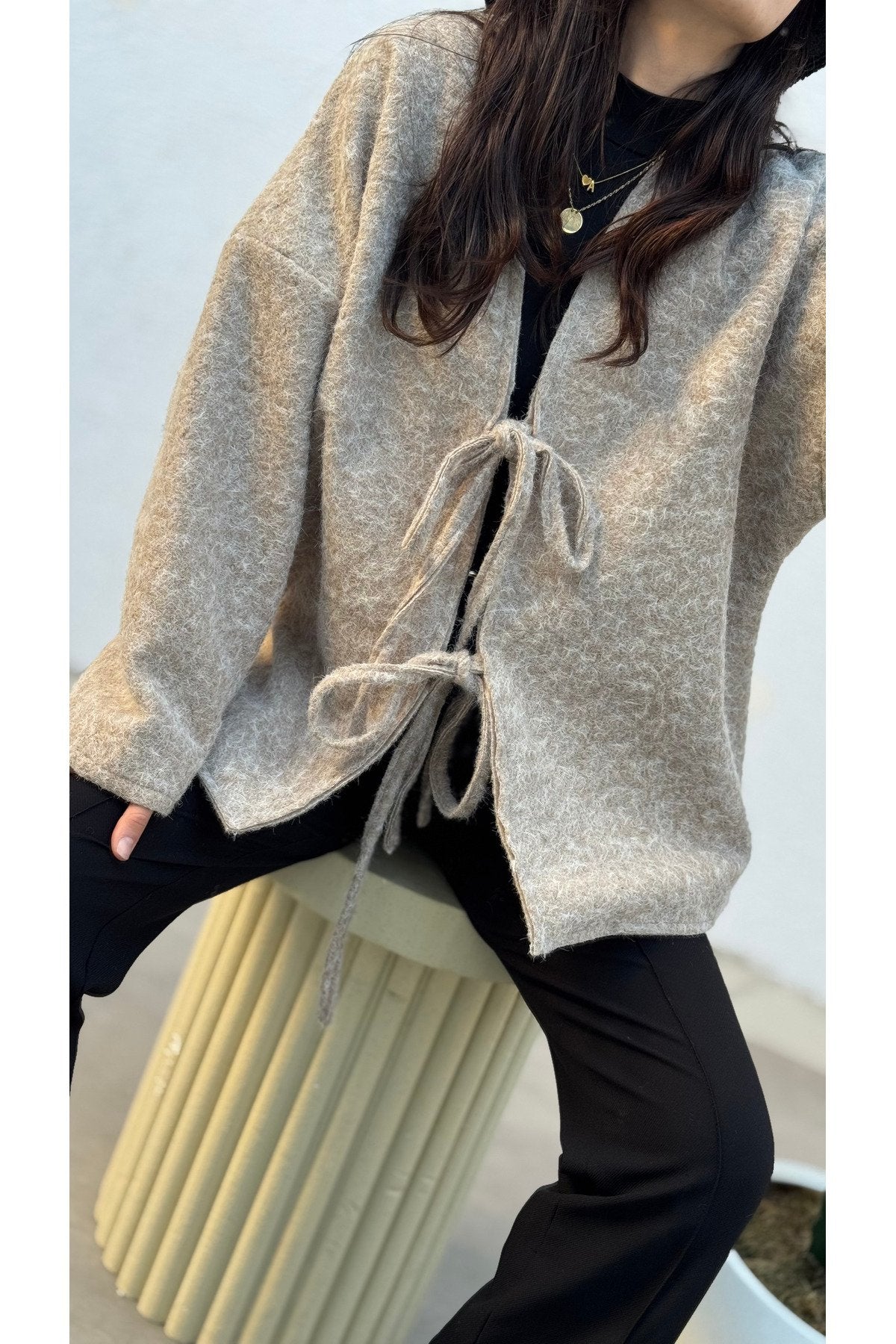 Kırçıllı Buklet Kumaş Saçaklı Astarlı Önden Bağlamalı Premium Kaşe Kimono Kaban Ceket