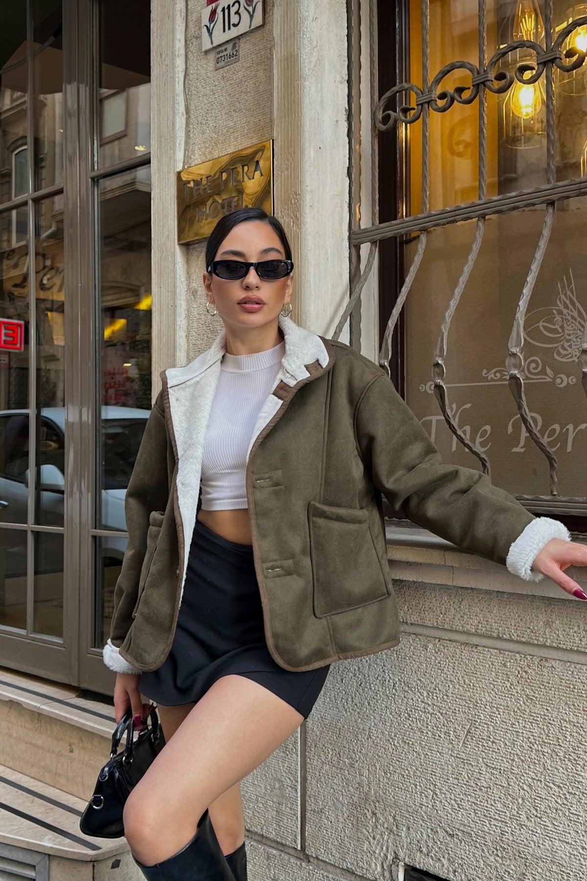 Cepli Düğmeli İçi Kürklü Süet Ceket