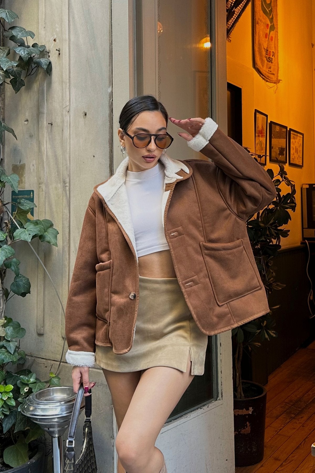 Cepli Düğmeli İçi Kürklü Süet Ceket