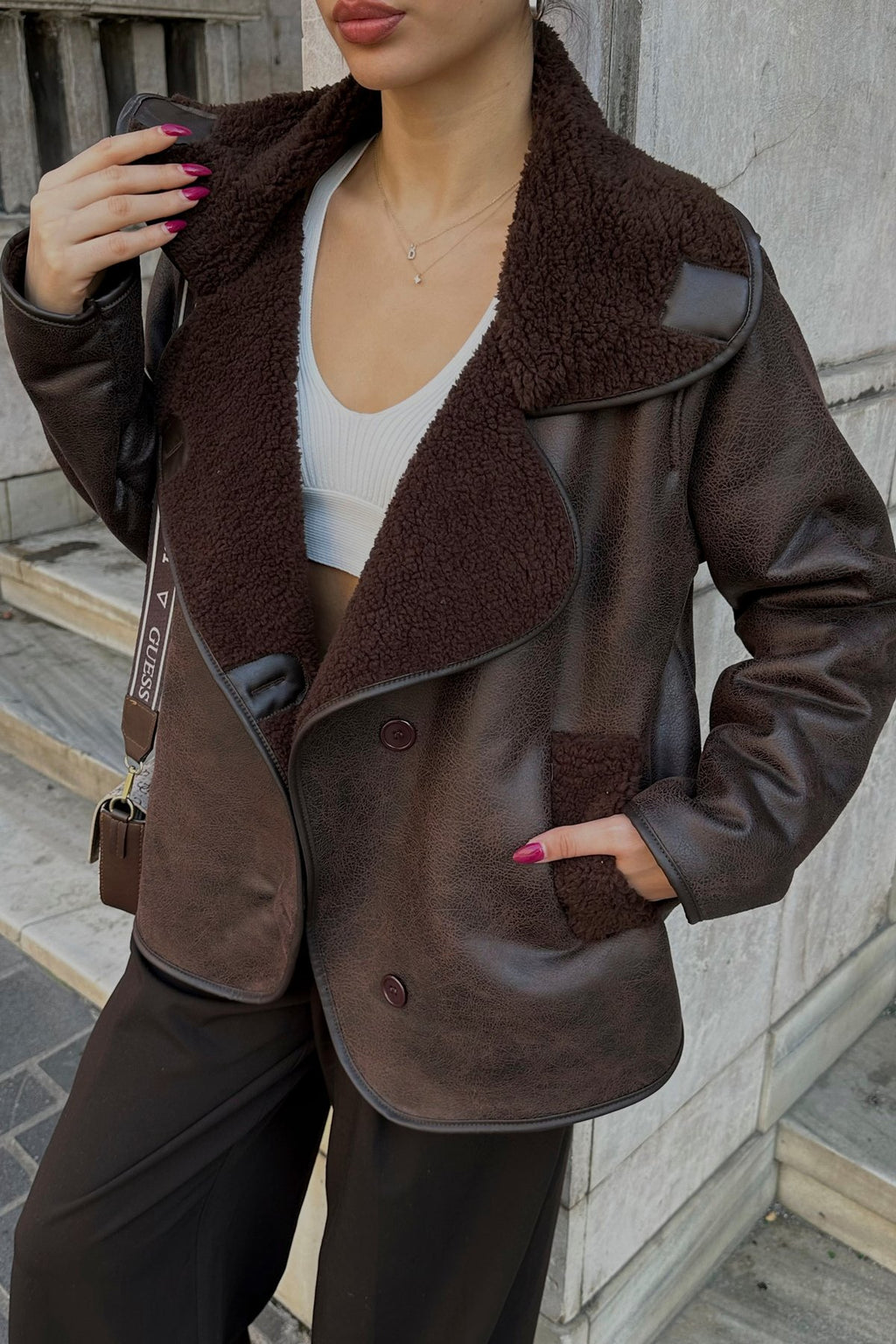 İçi Peluş Biyeli Cepli Düğmeli Premium Jean Kot Ceket