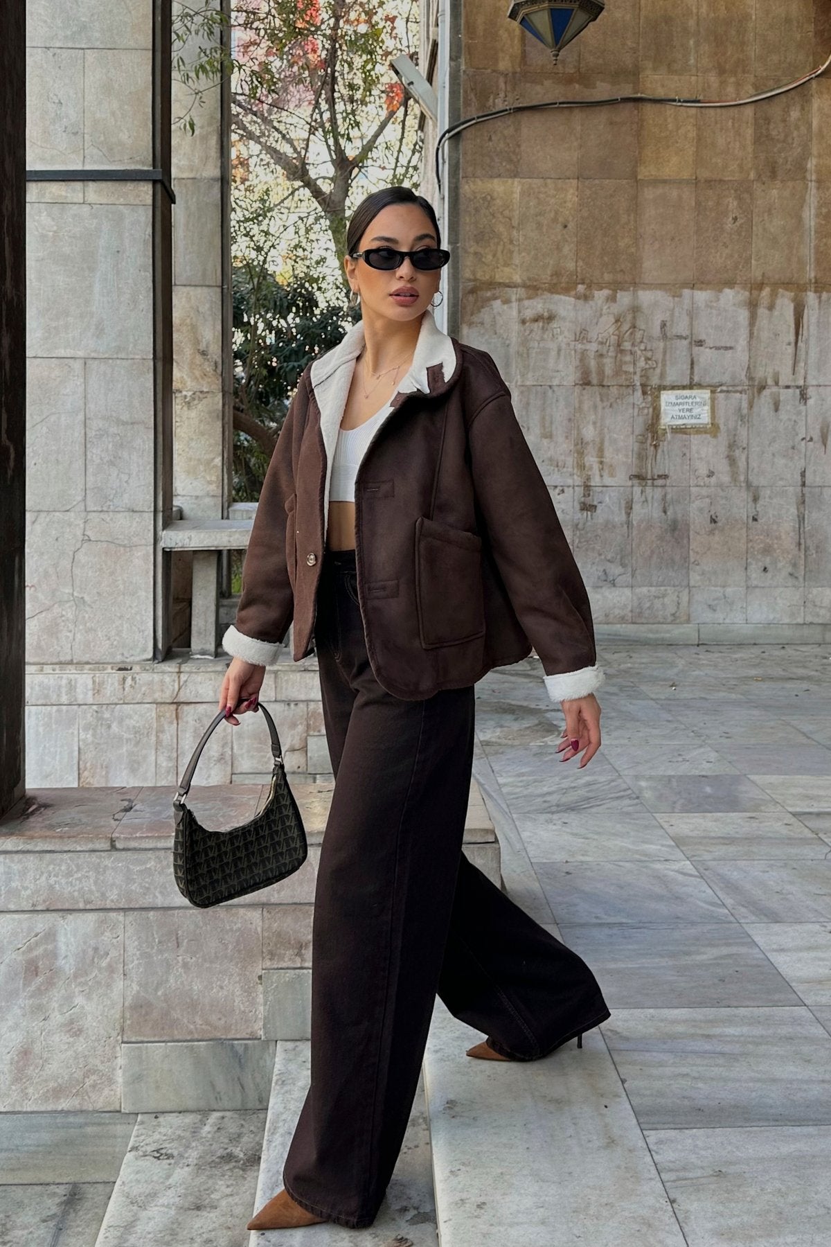 Cepli Düğmeli İçi Kürklü Süet Ceket