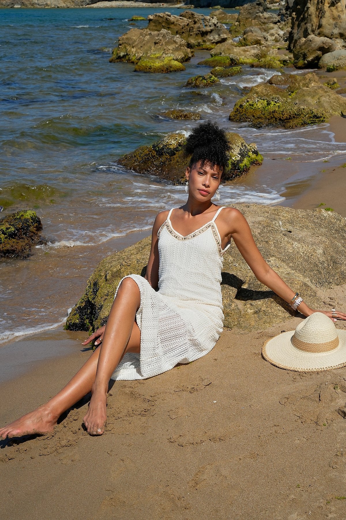 Premium Ham Dantel Şerit Detaylı Boncuk İşlemeli Elbise