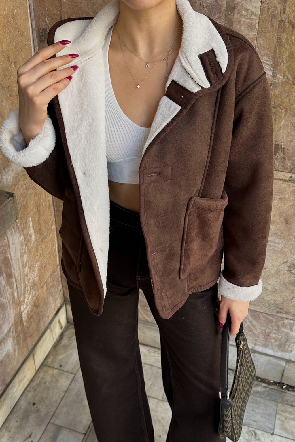 Cepli Düğmeli İçi Kürklü Süet Ceket